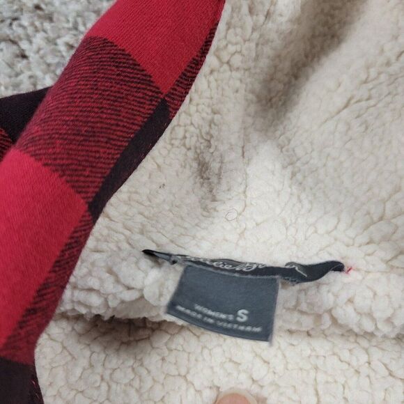 Eddie Bauer Flannel Shirt Jacket Womens Small Red Buffalo Plaid Open Sherpa Line - Picture 2 of 8